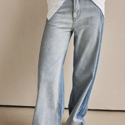 Contrast Straight Leg Jeans with Pockets