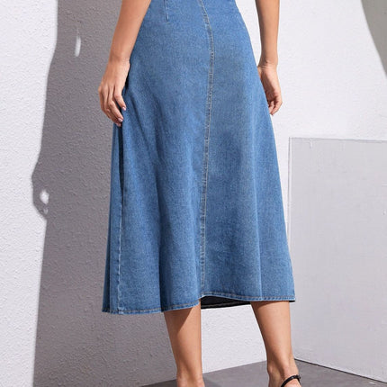 Buttoned Midi Denim Skirt with Pockets