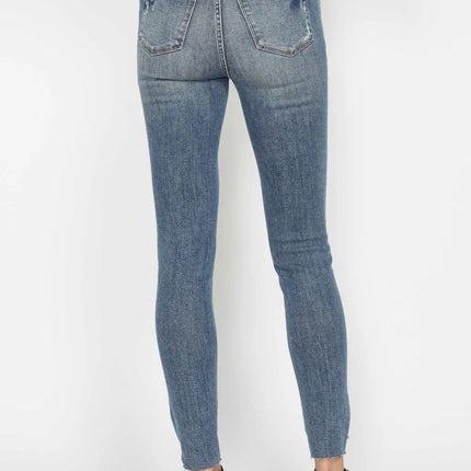 fbe4c778-637b-479d-9f4f-f68cacd27319-Max