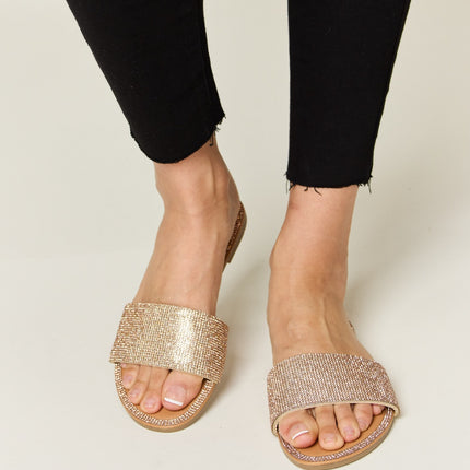 WILD DIVA Rhinestone Open Toe Flat Sandals