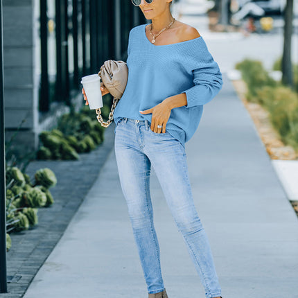 Autumn and winter European and American women's new V-neck long sleeved sweater women