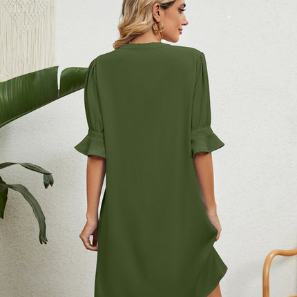 New solid color V-neck loose gathered five-quarter sleeve dress