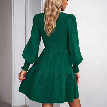 Women's pleated solid color long-sleeved dress