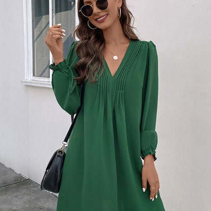 Women's V-neck smocked long-sleeved dress