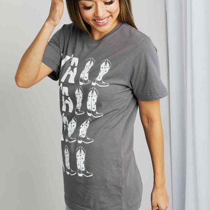 mineB Full Size Y'ALL Cowboy Boots Graphic Tee