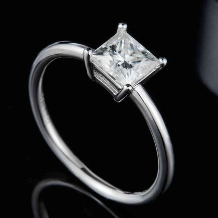 1 Carat Moissanite 925 Sterling Silver Solitaire Ring