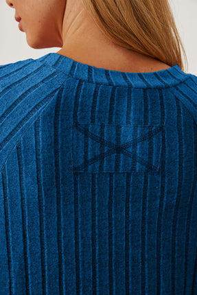 Basic Bae Full Size Ribbed Thumbhole Sleeve T-Shirt - Vickie Lynn's