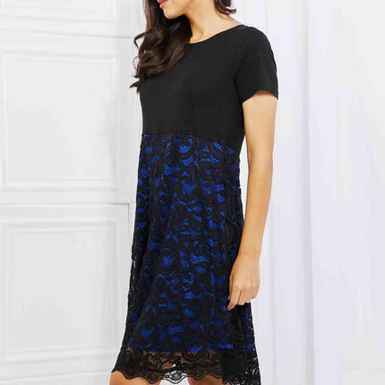 Yelete Full Size Contrasting Lace Midi Dress