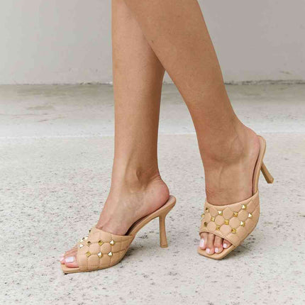 Forever Link Square Toe Quilted Mule Heels in Nude