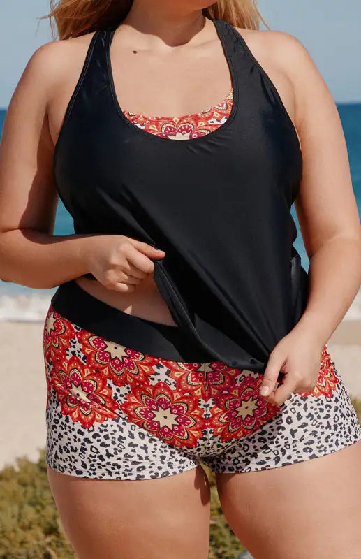 Tankini de talla grande con estampado floral y leopardo negro con chaleco 