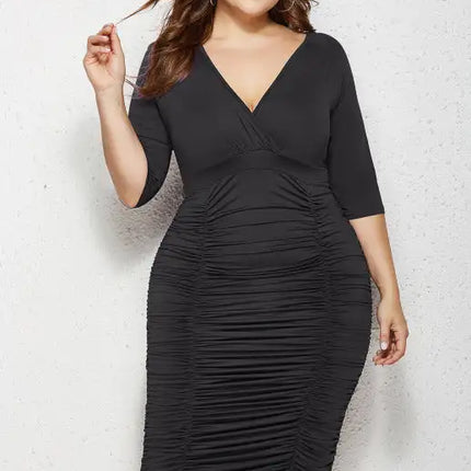 Women's Plus Size Solid Color Gathered Deep V Dress