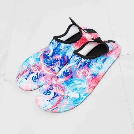 MMshoes On The Shore Water Shoes in Pink and Sky Blue