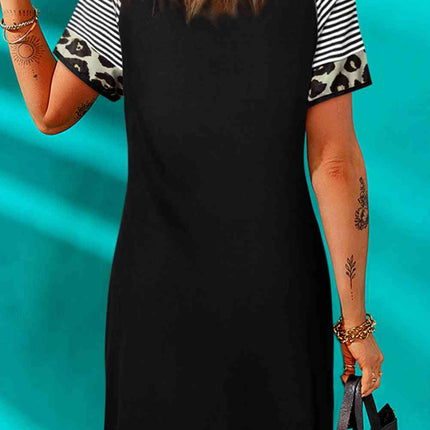 Slogan Graphic Short Sleeve Twisted Dress