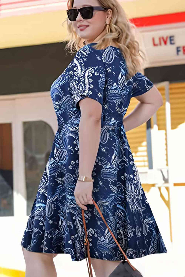 Plus Size Printed Round Neck Short Sleeve Dress