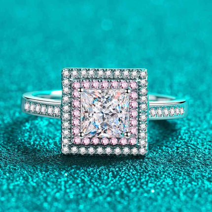 Stay Elegant 1 Carat Moissanite Ring