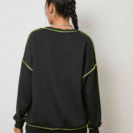 Graphic Round Neck Sweatshirt