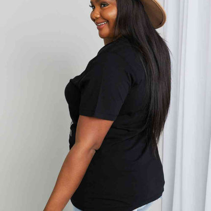 mineB Full Size DESERT DREAMER Graphic Tee