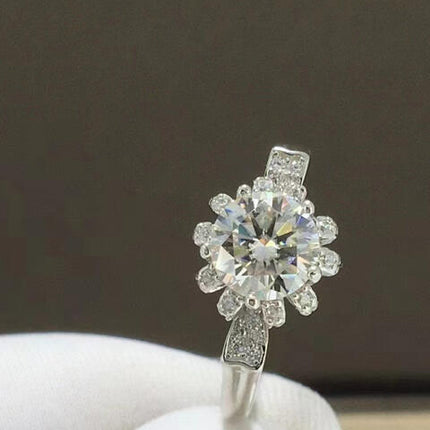 1 Carat Moissanite 925 Sterling Silver Ring