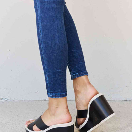Weeboo Cherish The Moments Contrast Platform Sandals in Black