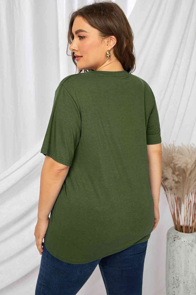 Plus Size Lip Graphic Tee Shirt