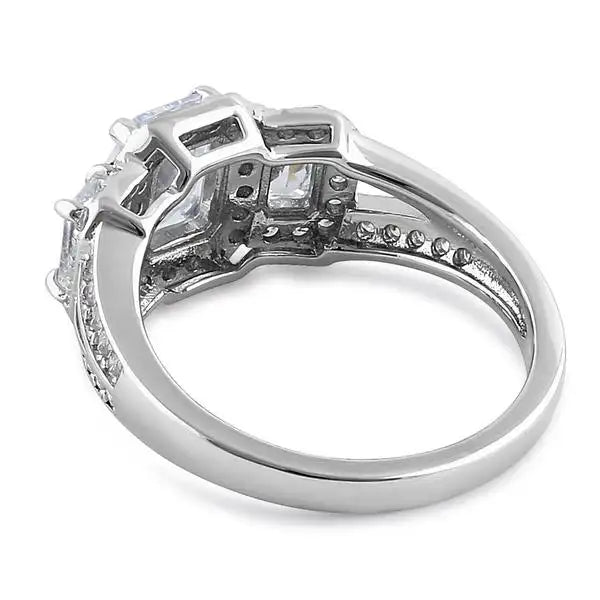 Anillo de compromiso con circonita transparente y halo rectangular triple 