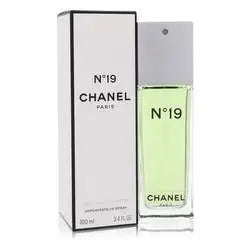 Chanel 19 Eau De Toilette Spray By Chanel