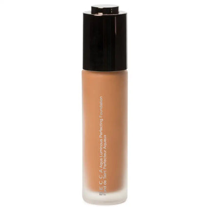 Aqua luminous perfecting foundation by Becca