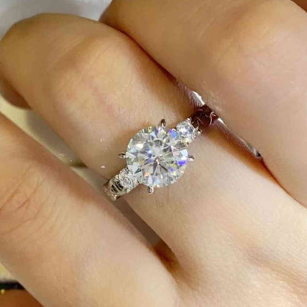 2 Carat Moissanite 925 Sterling Silver Ring