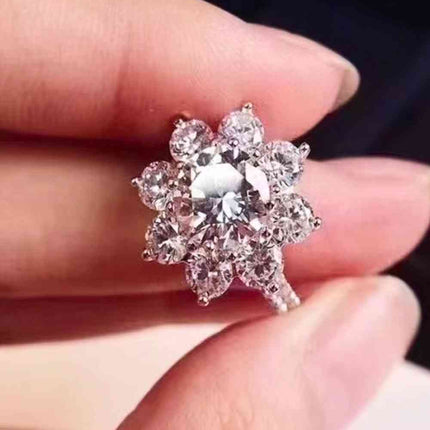 1 Carat Moissanite Flower Ring
