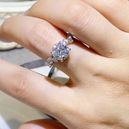 2 Carat Moissanite 925 Sterling Silver Ring