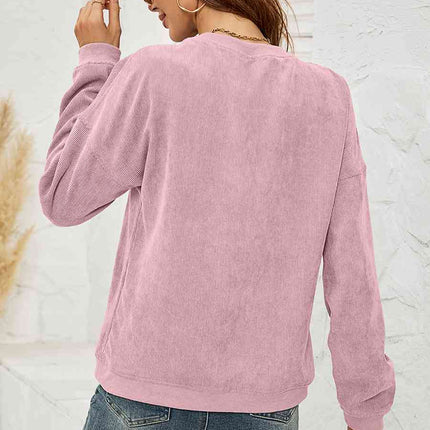 Round Neck Long Sleeve MAMA Graphic Sweatshirt