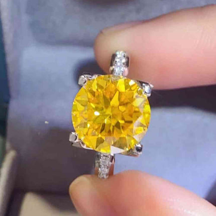 5 Carat Moissanite 925 Sterling Silver Ring in Banana Yellow