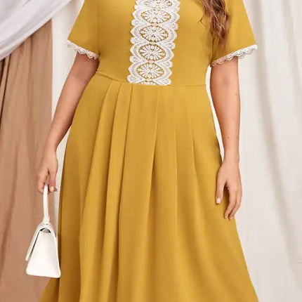 Women's Plus Size Lace Short Sleeve Dress