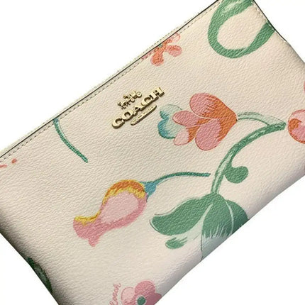 NEW Coach White Large Corner Zip Dreamy Land Floral Print Canvas Wristlet Clutch Bag