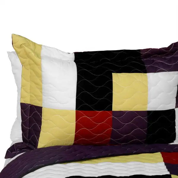 [Dreams of Love] 3PC Vermicelli-Quilted Patchwork Quilt Set (Full/Queen Size)