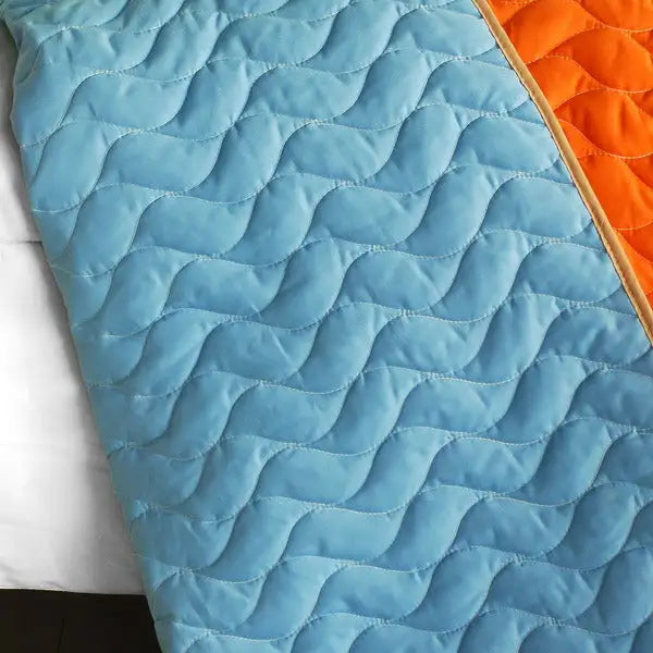 [Blue World] 3PC Vermicelli-Quilted Patchwork Quilt Set (Full/Queen Size)