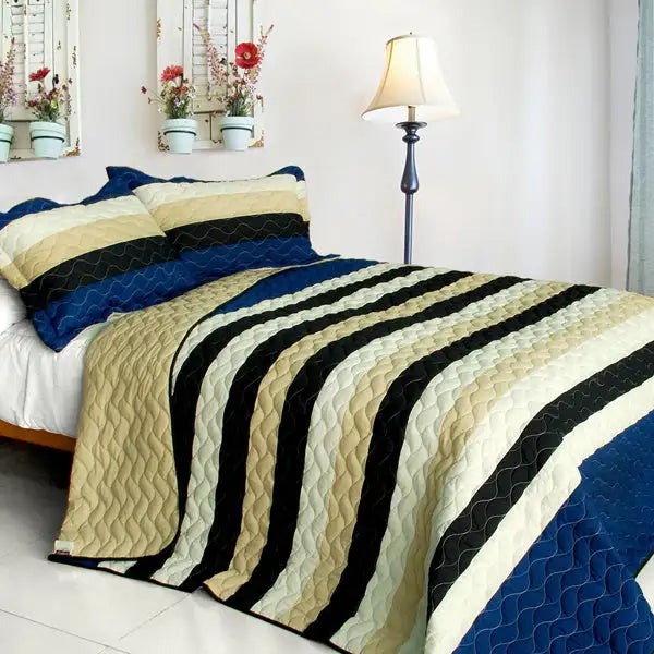 [Night in Forest] 3PC Vermicelli-Quilted Patchwork Quilt Set (Full/Queen Size)