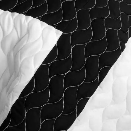 [Lazy Weekend Time] 3PC Vermicelli-Quilted Patchwork Quilt Set (Full/Queen Size)