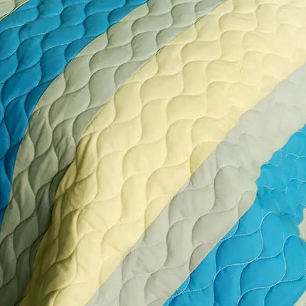 [Endless Horizon] 3PC Vermicelli-Quilted Patchwork Quilt Set (Full/Queen Size)