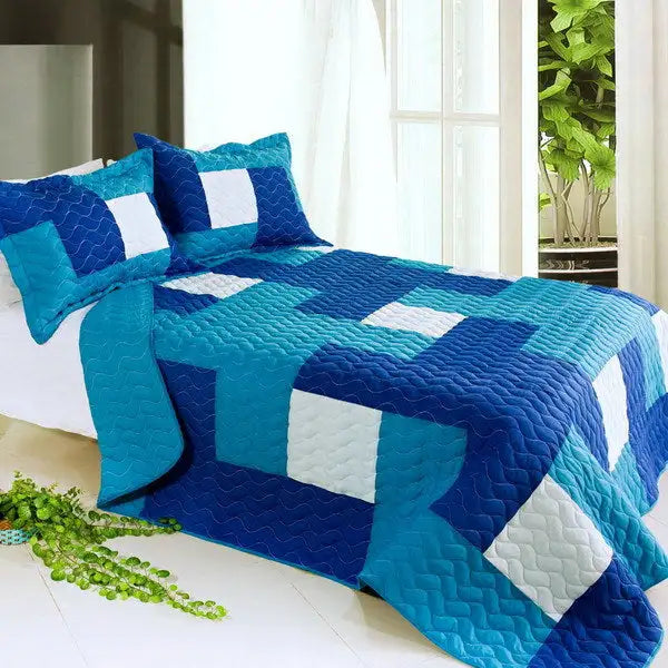 [Blue Hour] 3PC Vermicelli-Quilted Patchwork Quilt Set (Full/Queen Size)