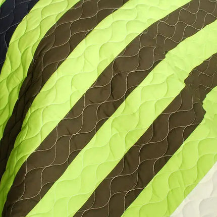 [Olive] 3PC Vermicelli-Quilted Patchwork Quilt Set (Full/Queen Size)