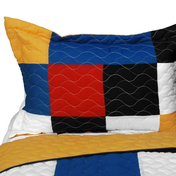 [Poker?King] 3PC Vermicelli-Quilted Patchwork Quilt Set (Full/Queen Size)