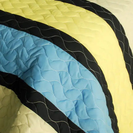 [Cuckoo's Calling] 3PC Vermicelli-Quilted Patchwork Quilt Set (Full/Queen Size)