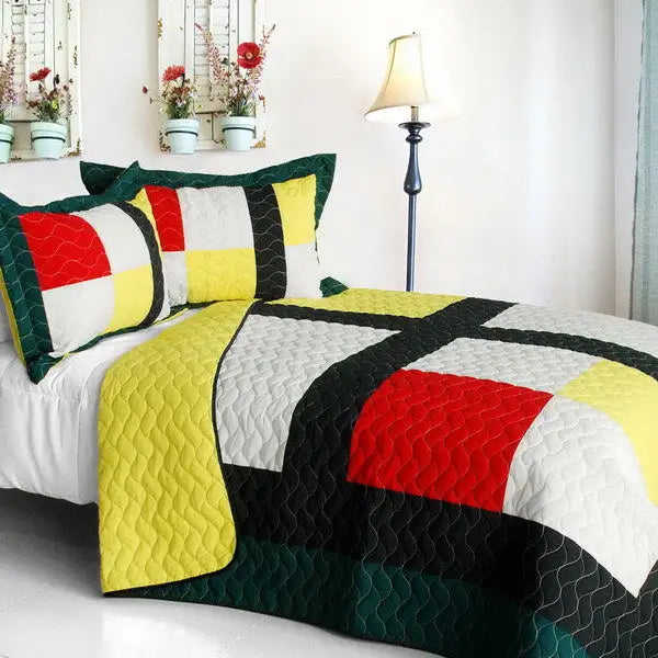 [Be Yourself] Vermicelli-Quilted Patchwork Geometric Quilt Set Full/Queen