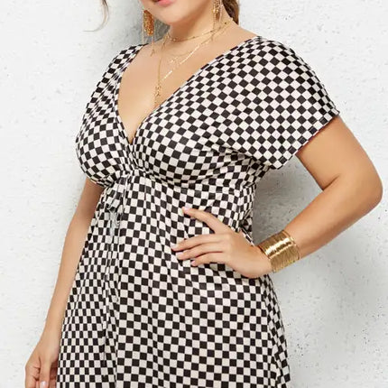 Women's Plus Size Deep V Print Dress