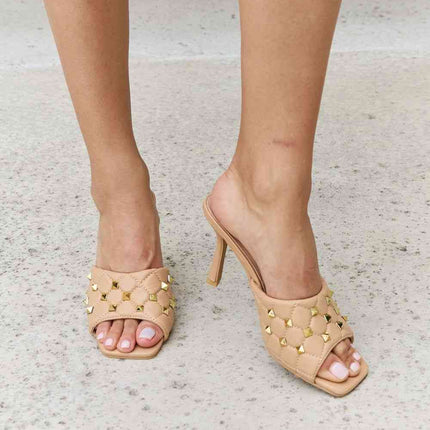 Forever Link Square Toe Quilted Mule Heels in Nude