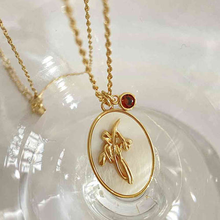 Flower Shell Pendant Copper Necklace