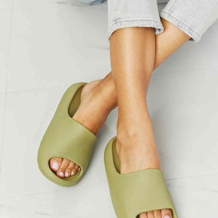 NOOK JOI In My Comfort Zone Slides in Green