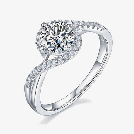 1 Carat Moissanite Crisscross Ring