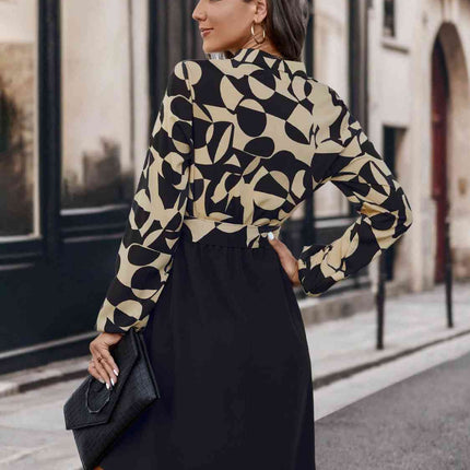 Contrast Notched Tie Front Long Sleeve Dress